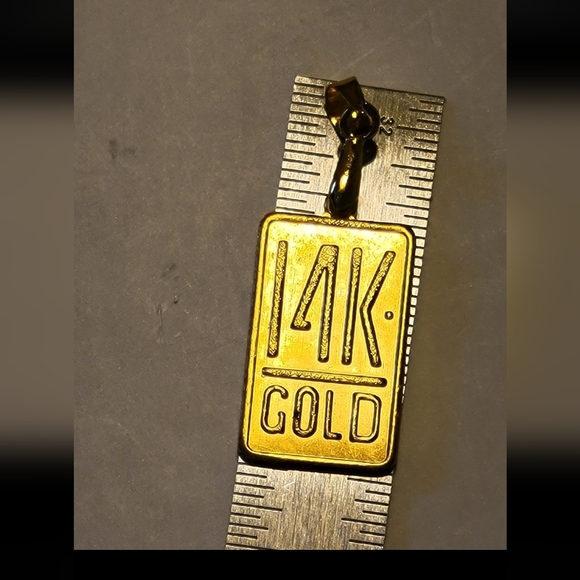 14k Gold FILLED Pendant > 2g Ingot Bar - NEW - 585 FILLED - 22mm - Picture 2 of 2